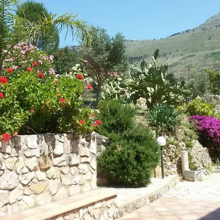 Holiday home Susinna